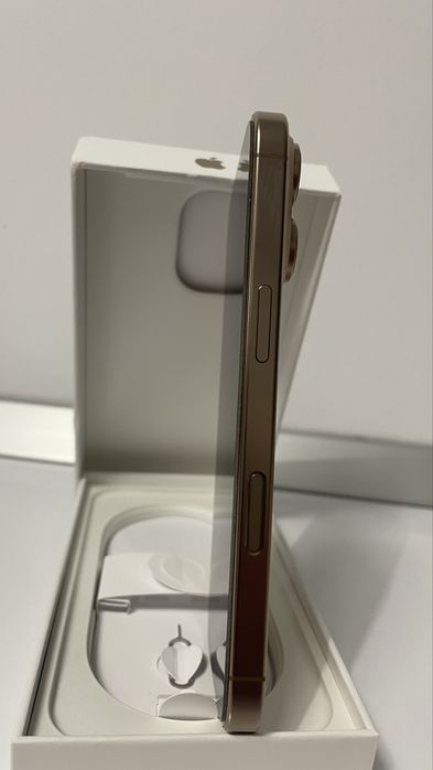 Iphone 16 PRO desert