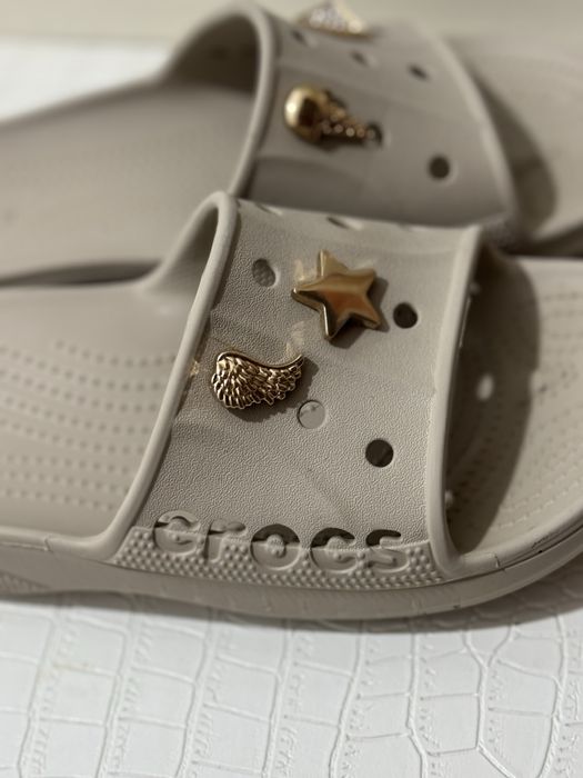 Slapi Crocs femei
