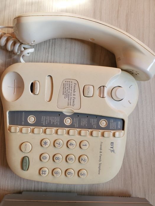 Telefon cu receptor si videointerfon Elro