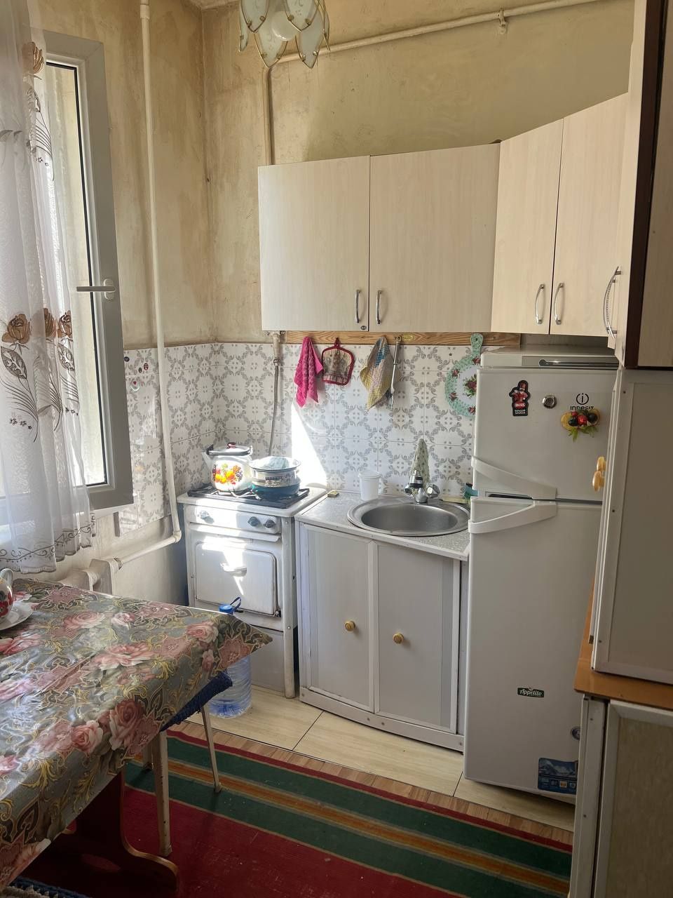 Чиланзар 2 продается квартира 2/2/4