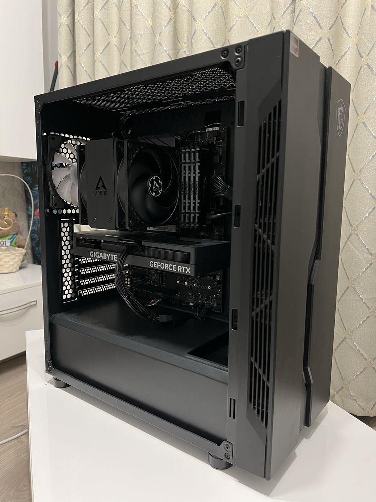 Calculator / Unitate Gaming Ryzen 5, RTX 4060Ti, 32Gb RAM, 1Tb SSD
