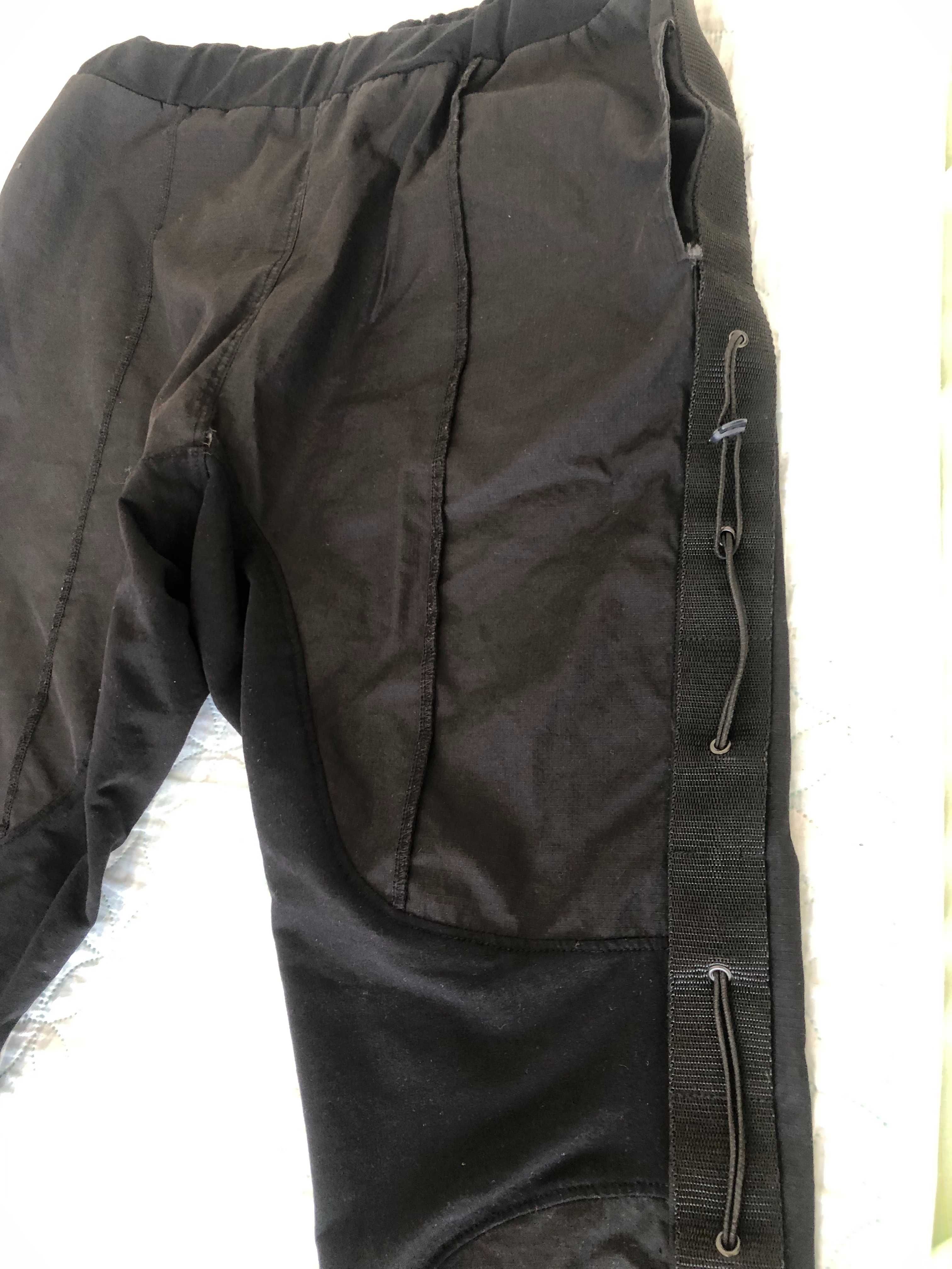 Мъжки черни панталони, модерна визия, и други- LC Waikiki, H&M, M/L