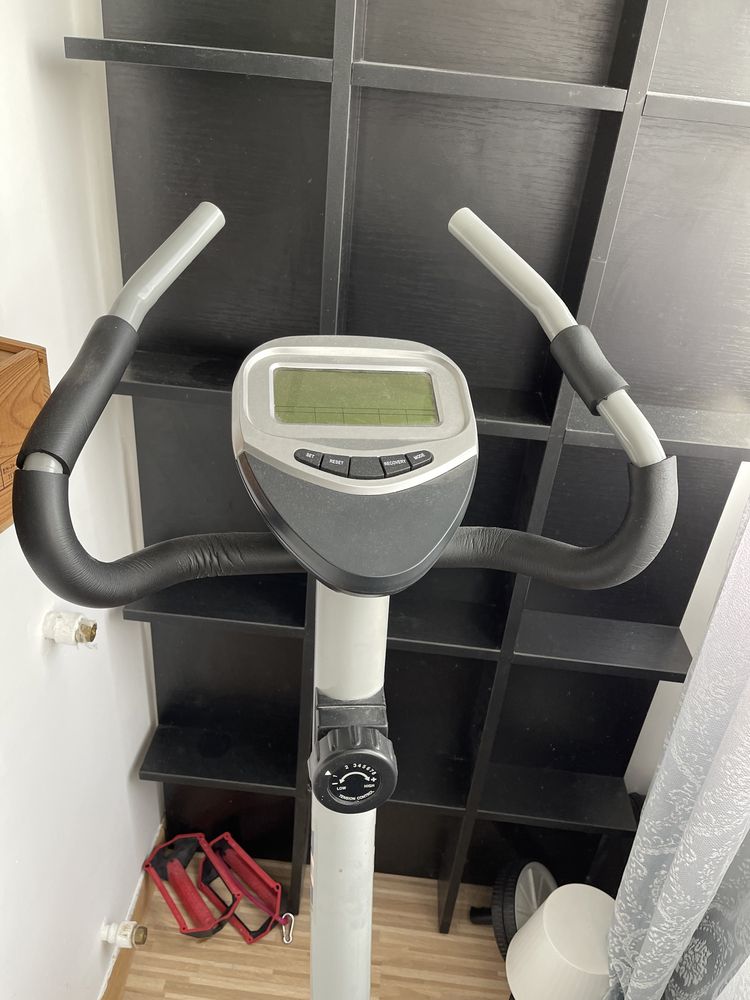 Bicicleta magnetica fitness ortopedica pentru recuperare