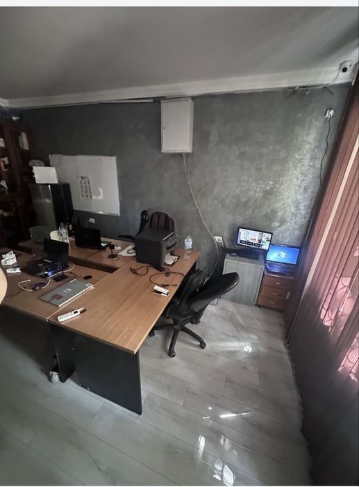 Arenda Yunusabo 14 kvartal metro oldida