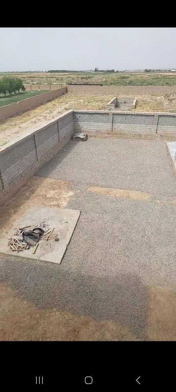Ховли участка сотилади