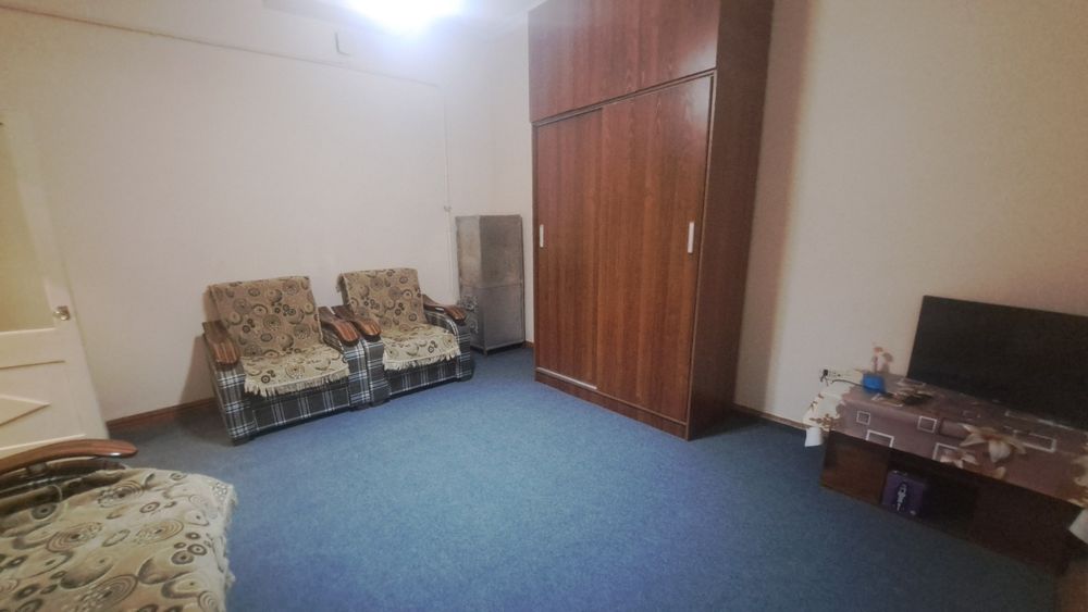 Чирчик шахар  
Навои сафиа ёнида  
#1-хона 1-этаж 
Квартира ижарага