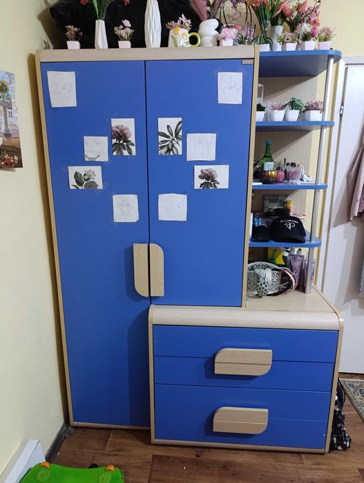 Детски гардероб 3 в 1 - гардероб, скрин и етажерки