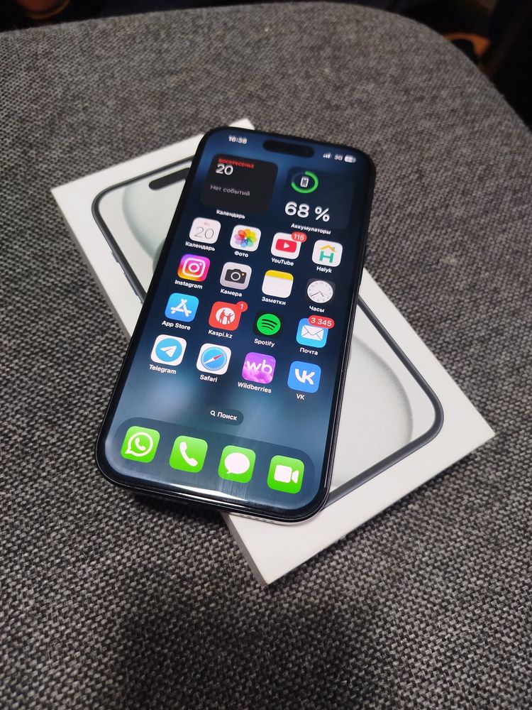 Продам Iphone 15 в идеальном состоянии
