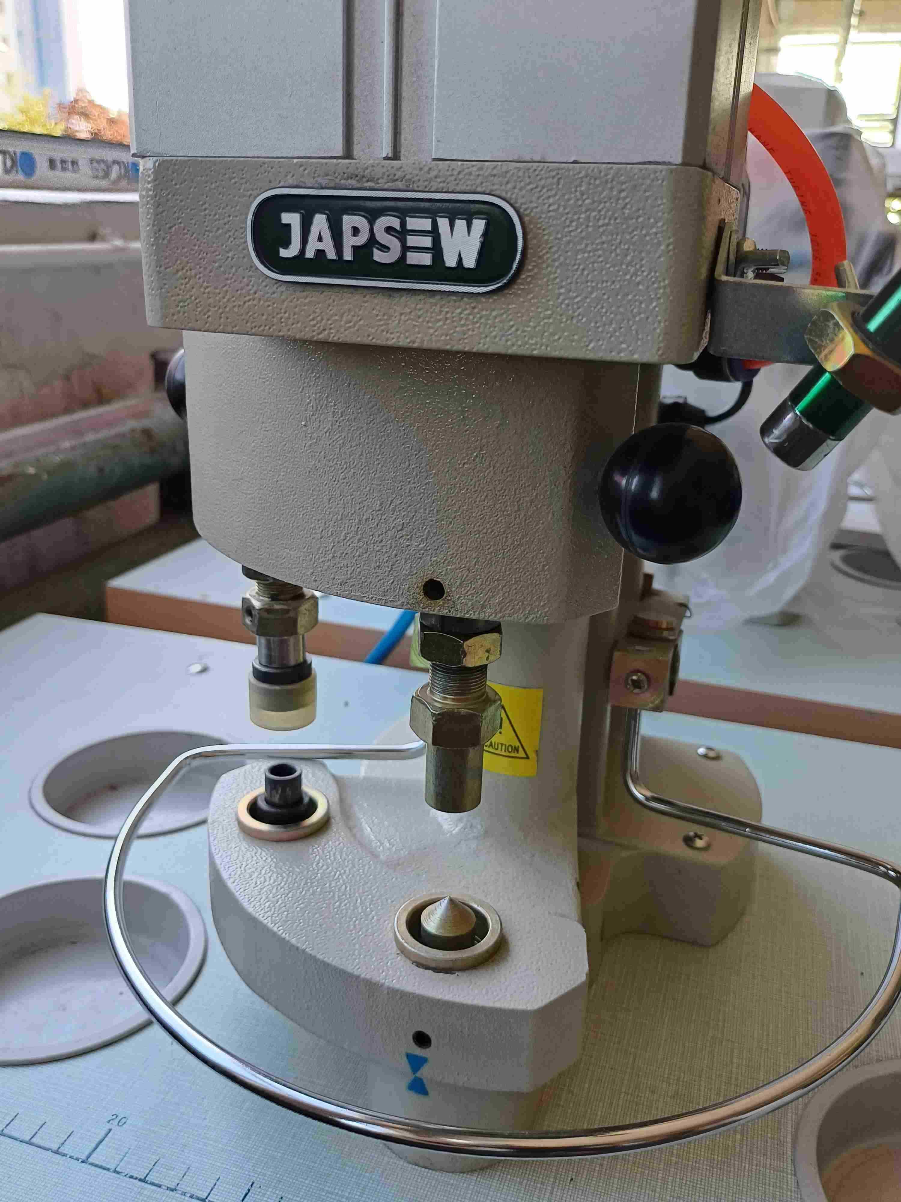 Capsator Pneumatic JAPSEW J-92