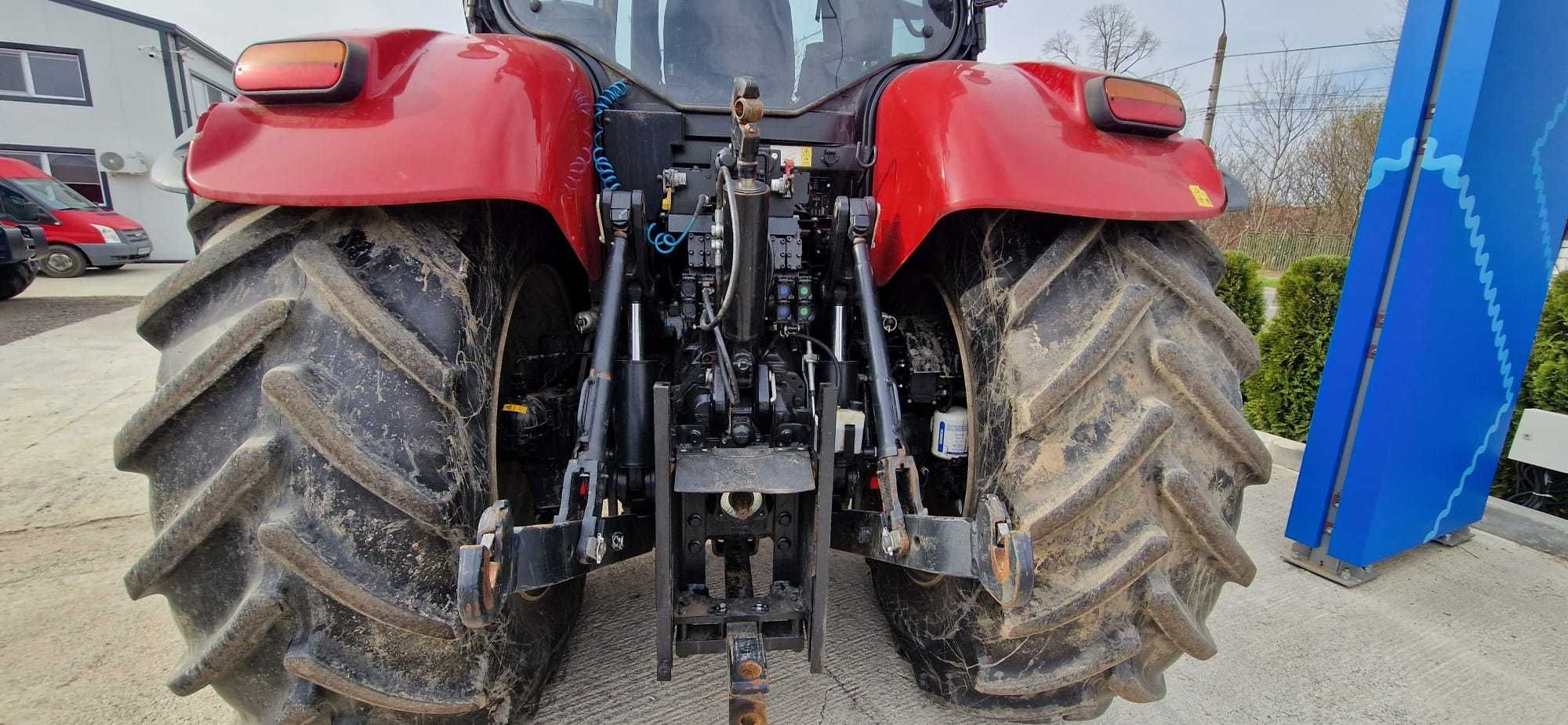 Tractor Agricol Case IH Puma 240 CVX roti inguste duble fata/spate