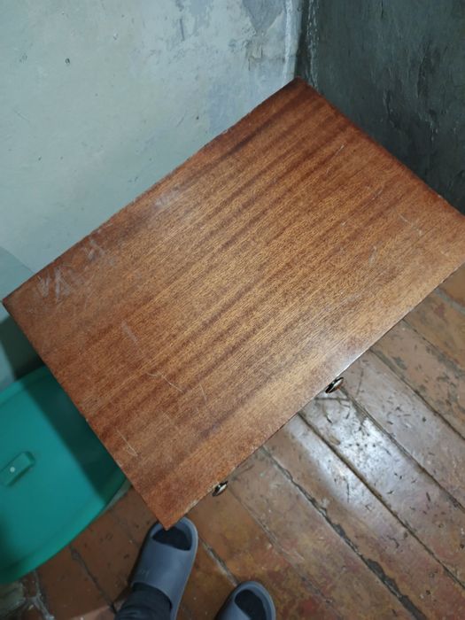 Тумбочка прикроватная