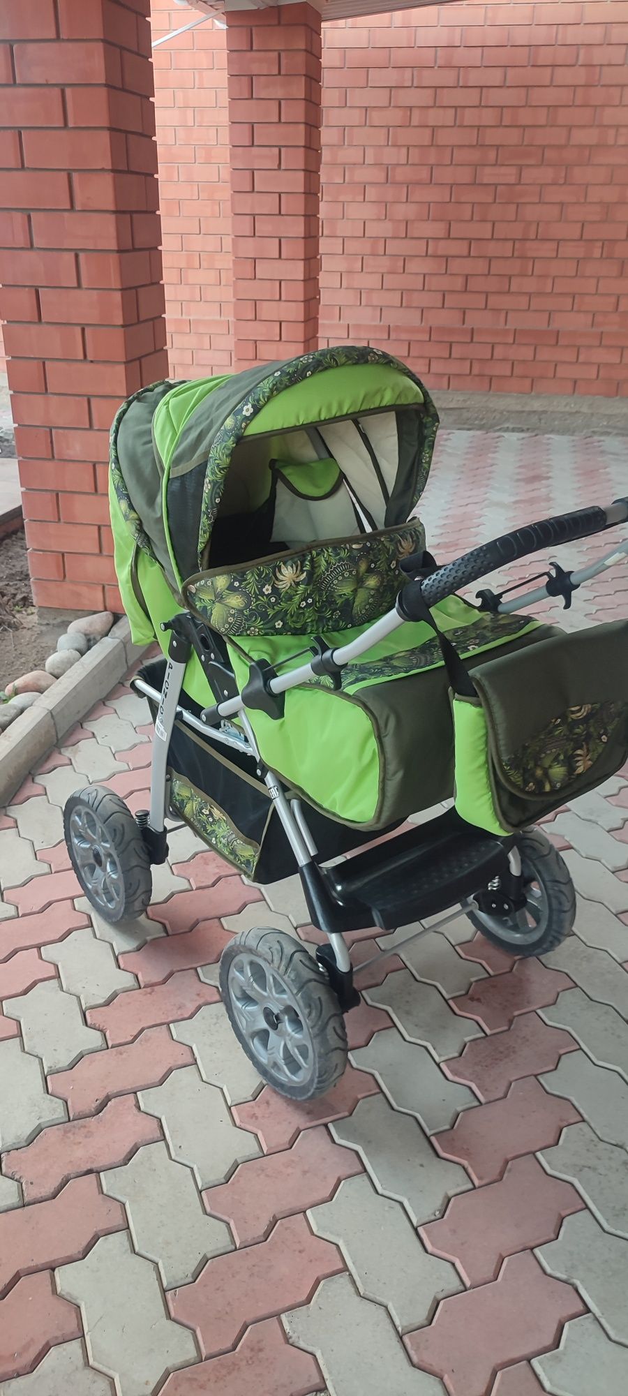 Продам детскую  коляску!