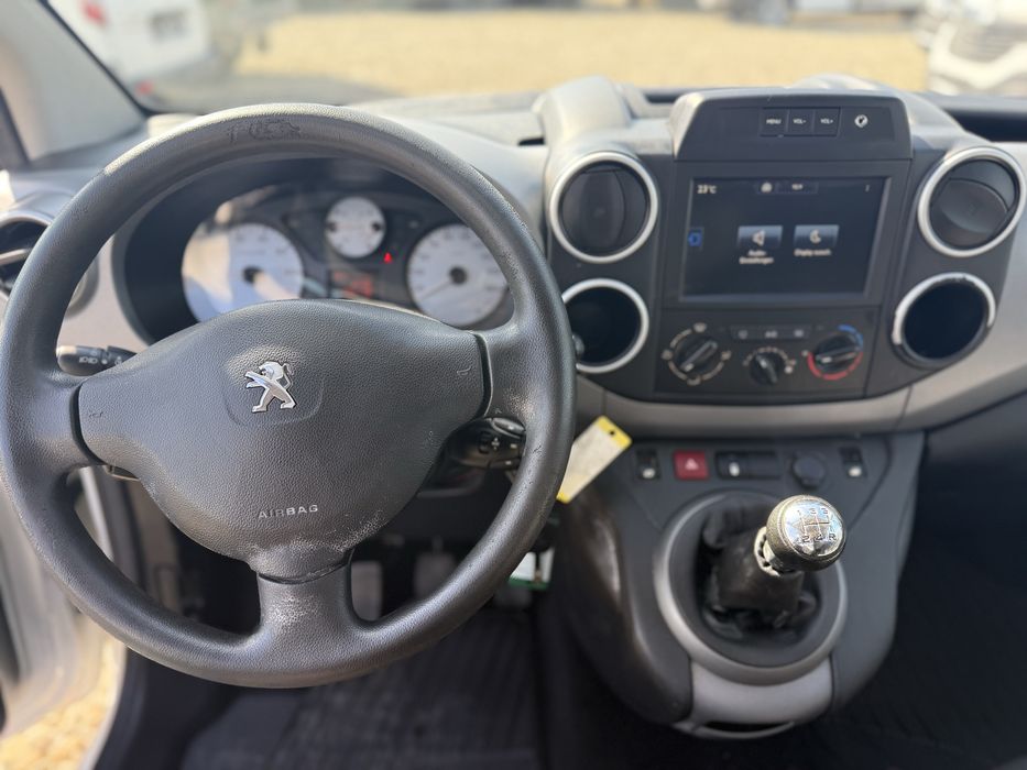 Peugeot Partner Tepee Active 1.6HDI / 2017/GARANTIE/Posibilitate rate