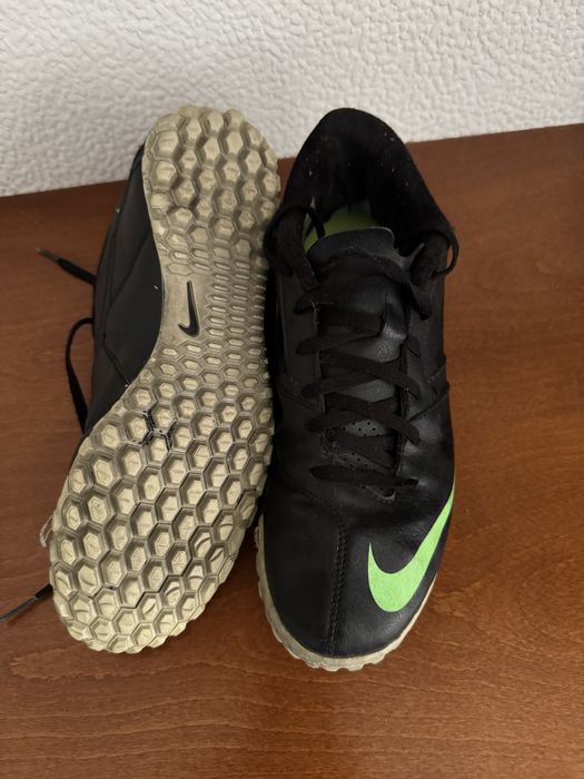 Nike 43номер стоножки за изкуствен терен