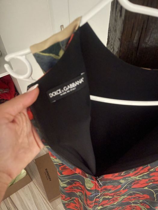 Лот рокли в червено