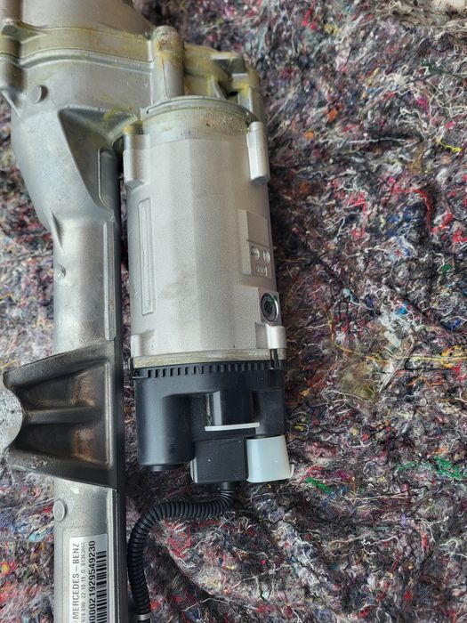 De vânzare caseta directie electrica nouă pentru Mercedes vito V-Class