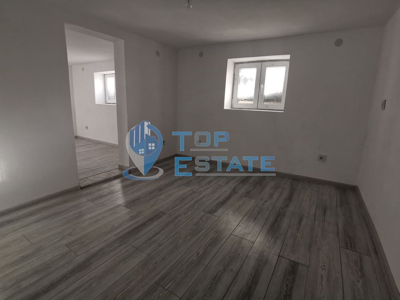 Продава се Къща в с. Джулюница, Област Велико Търново - 80 кв.м за 510 €/кв.м - Снимка #2