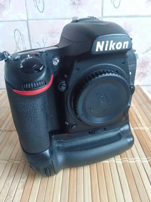 Nikon D750  + Grip
