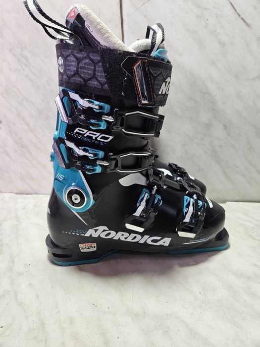 Clapari ski schi  Nordica  mondo  24-24,5  corespunde mărimii 37-38