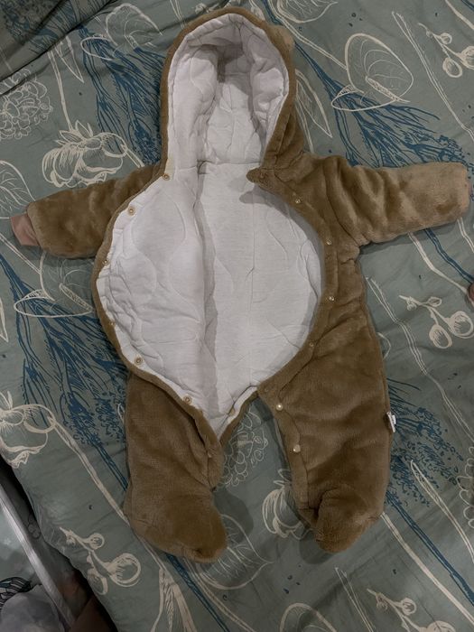 Костюмы конверты новые продам