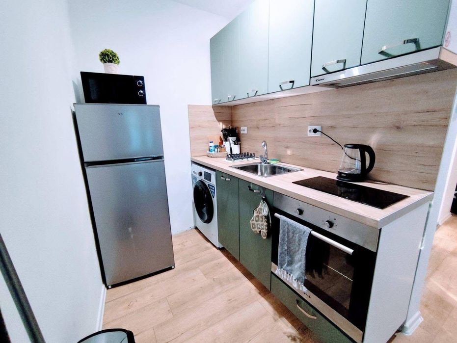 Едностаен апартамент под наем в Център