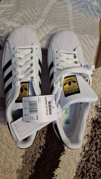 Vand Adidas Superstar Uk
