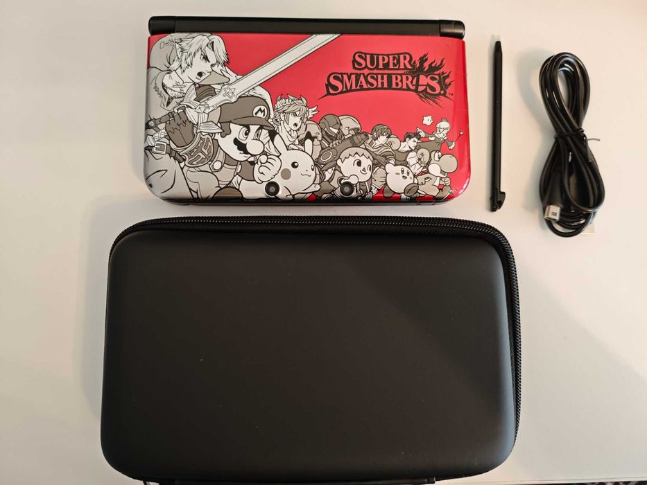 Nintendo 3DS XL Limited Edition Super Smash Bros