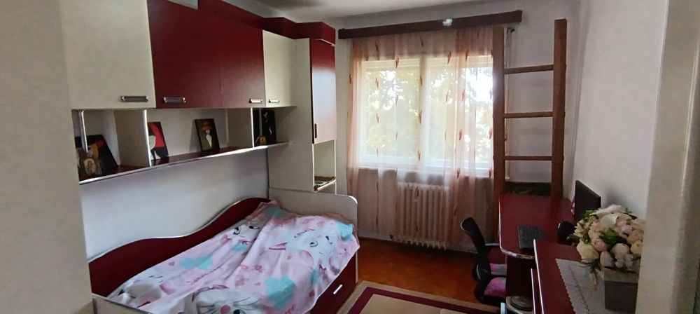 Apartament 3 camere Solidarității
