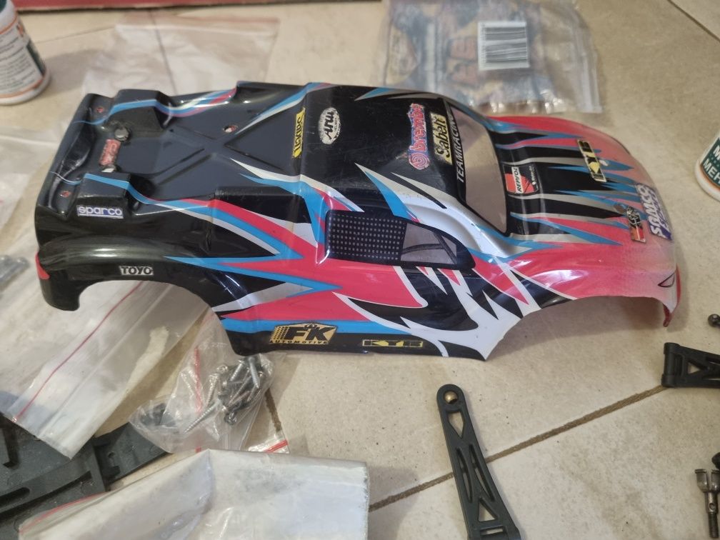 Rc mini viper 1:8 бъди с дистанционно  brushless