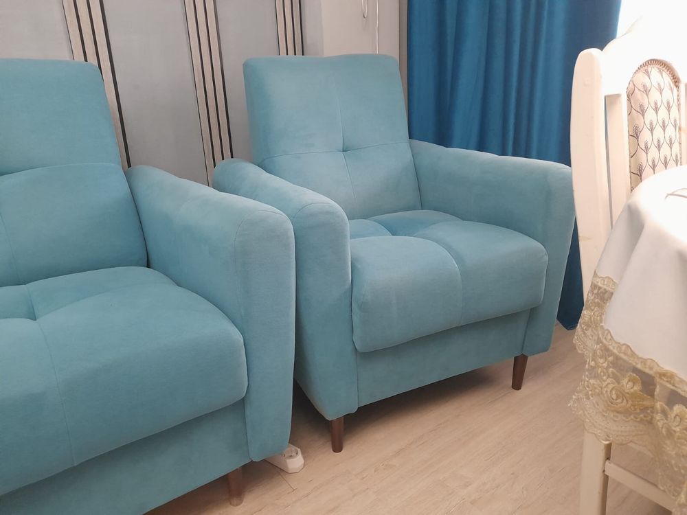 Продам комлект диван с креслом