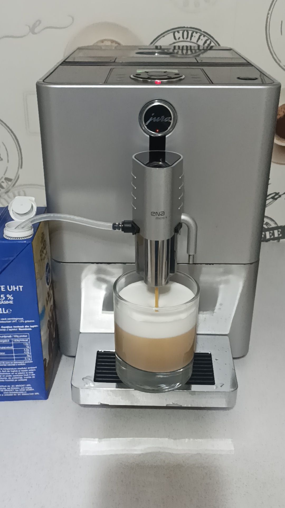 Espressor aparat cafea expresor JURA