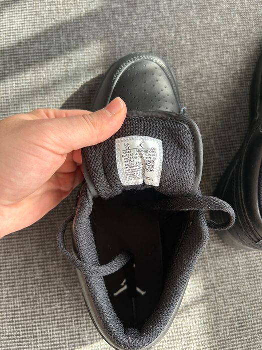 Чисто нови маратонки