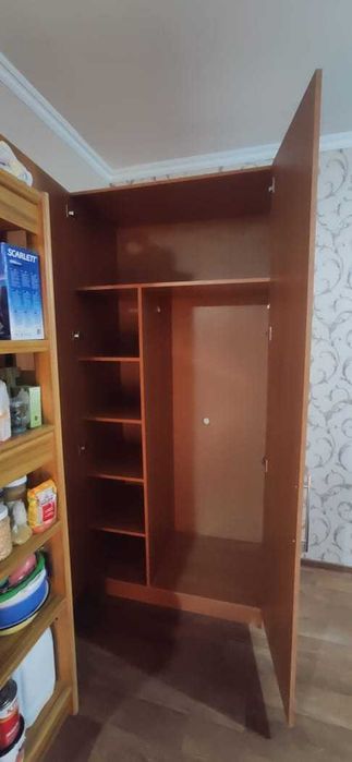 Шкаф для одежды двухдверный