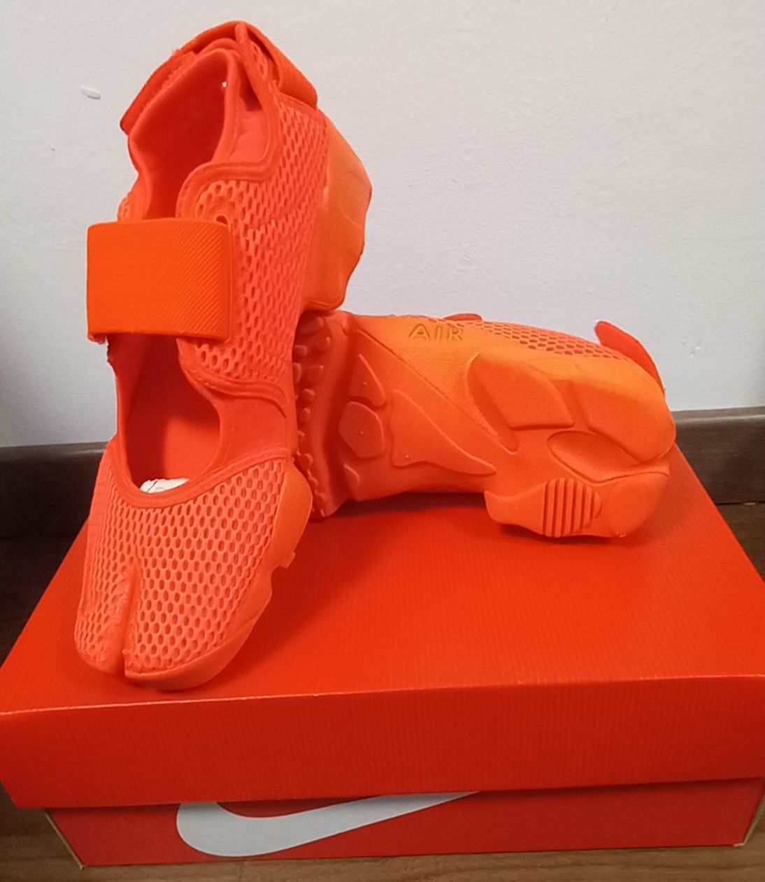 Nike air rift portocalii