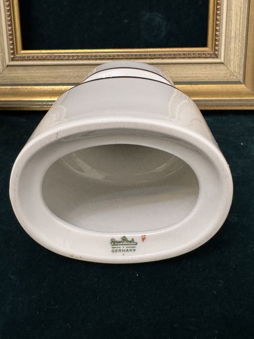 Suport lumanare, portelan Rosenthal. Sfesnic.