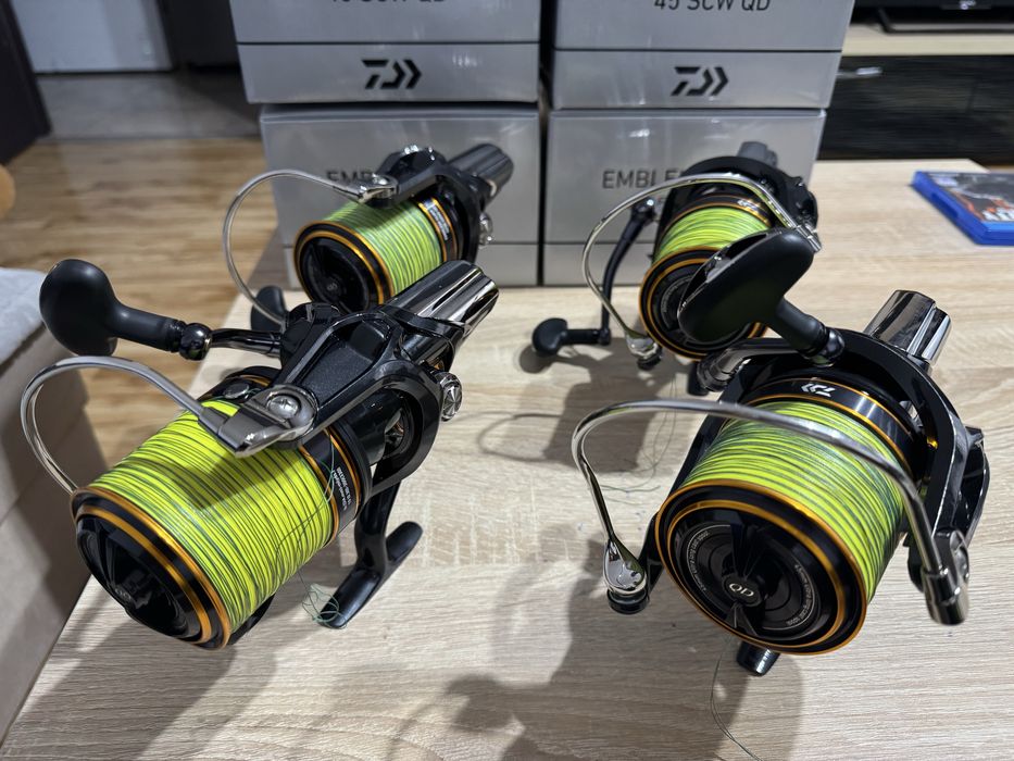 Mulinete Daiwa emblem surf