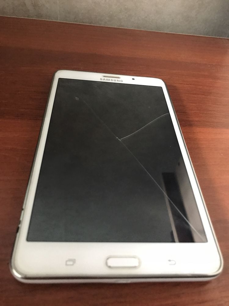 Продам планшет galaxy tab 3