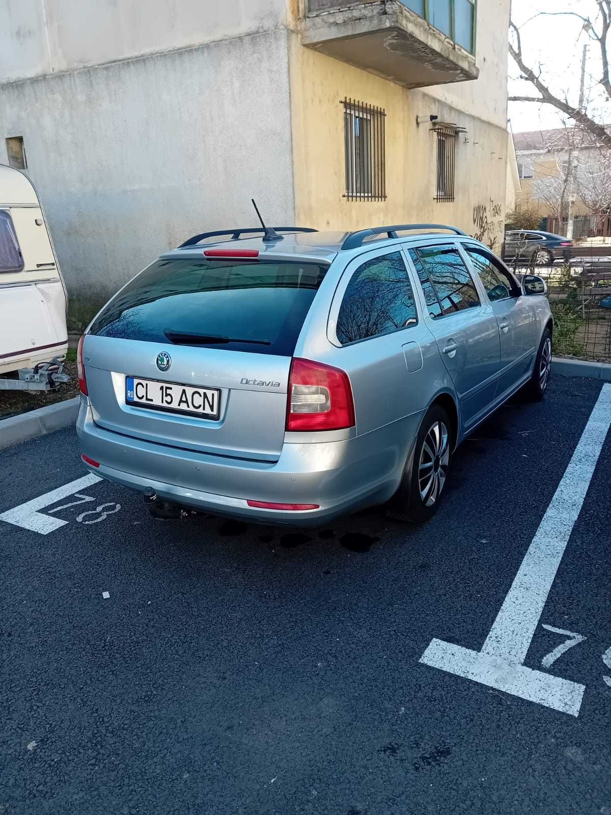 Vând Skoda Octavia