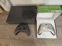 Vand Xbox One S + 2 controllere