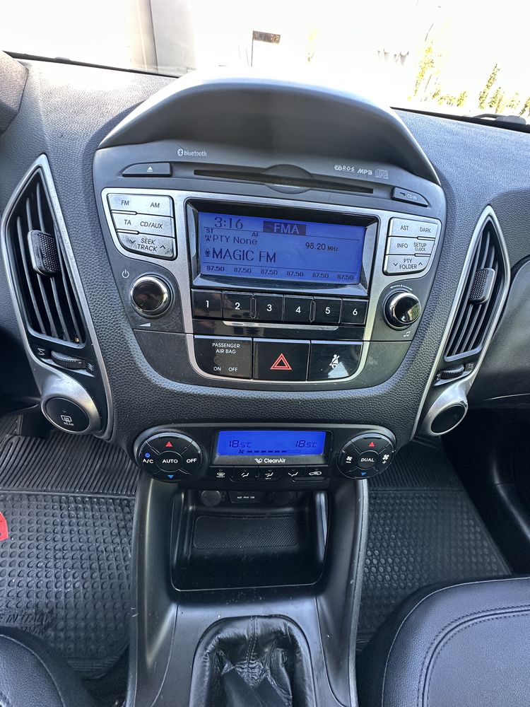 Hyundai ix35 1.7 CRDi Comfort 2WD Piele - Posibilitate Finantare Rate