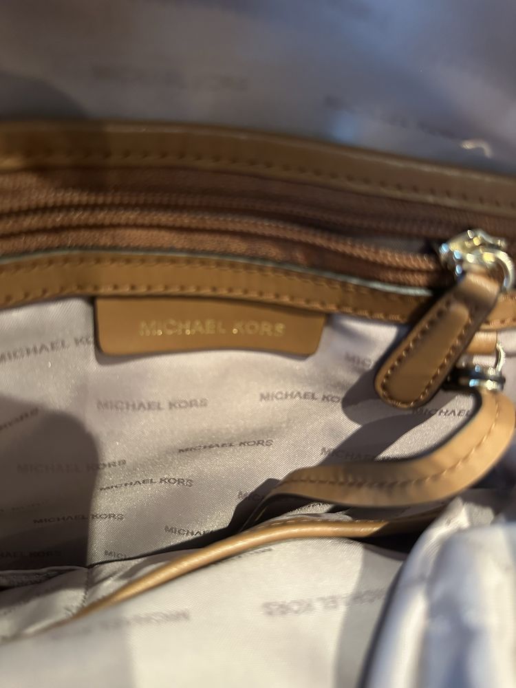 2 раници Michael kors и оригинална чанта Louis Vuitton