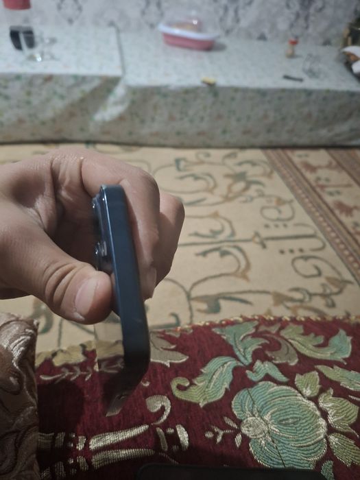 Продам айфон 14 пишите на номер вацап олх не читаю вообще