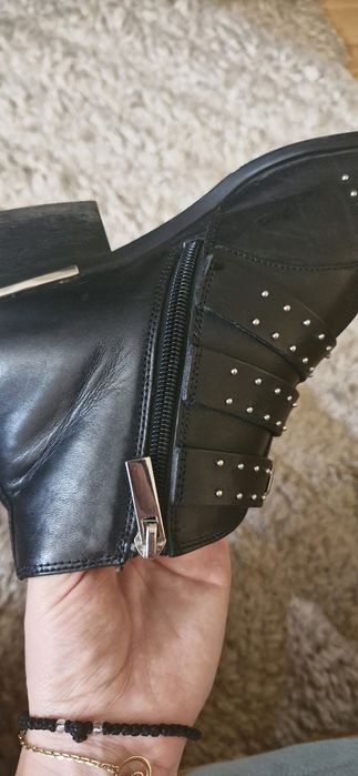 Ghete din  piele 39