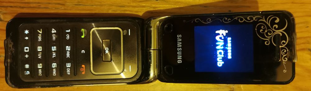 Телефон SAMSUNG SGH-L310 EDGE Tri Band