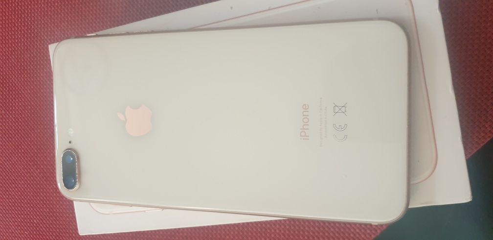 IPhone 8 plus супер състояние
