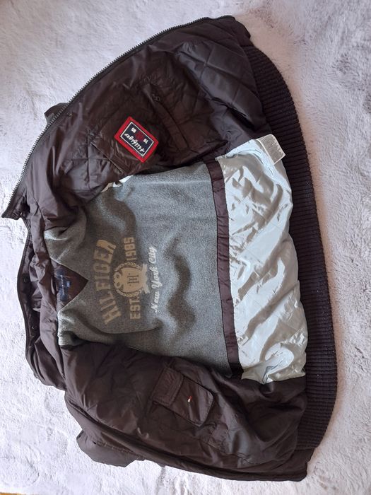 Tommy Hilfiger мъжко зимно яке S размер.
