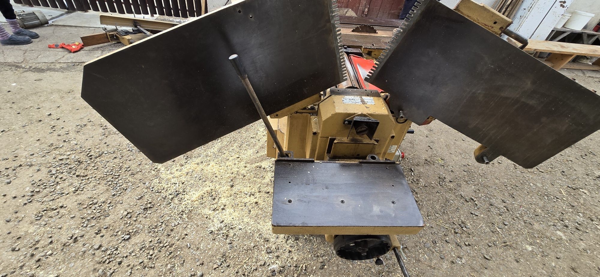 M.U.T SCM  profesional 40 cm degrosare masina universala tamplarie