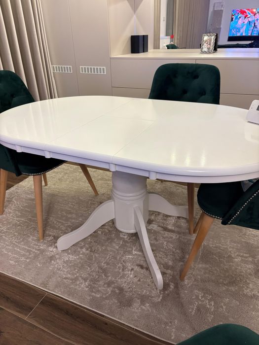 Masa dining extensibila