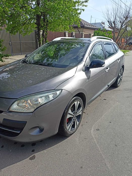 renault megane BOSE
