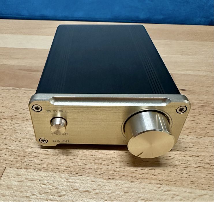 SMSL SA 50 усилвател